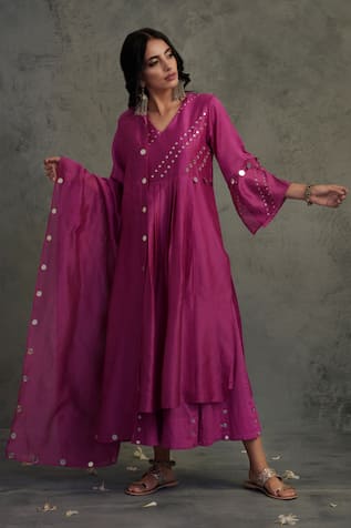 Charkhee Chanderi Pleated Kurta Set 