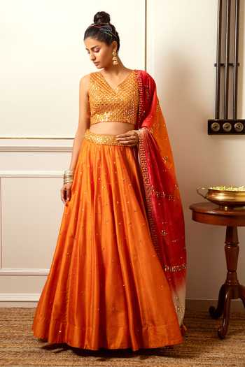 Loka By Veerali Raveshia Mirror Work Lehenga Set 