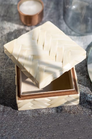 Woven Trinket Storage Box 