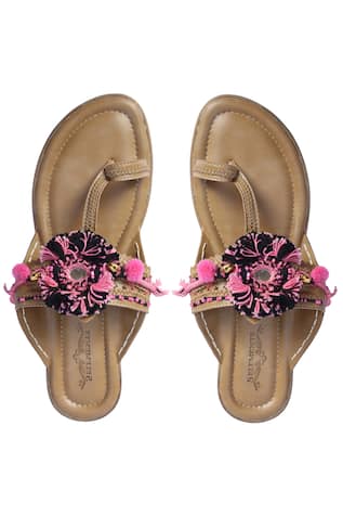 Embellished Kolhapuri Sandals 