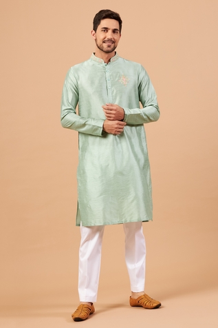 Hilo Design Amil Embroidered Kurta