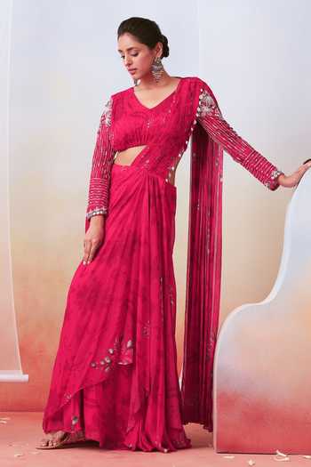 ISHA GUPTA TAYAL Printed Pre-Draped Saree With Blouse 