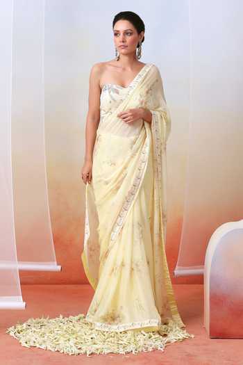 ISHA GUPTA TAYAL Floral Print Saree With Bustier 