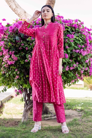 Missprint Pintuck Kurta & Pant Set