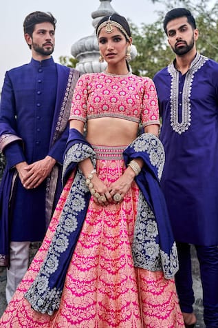 22 Matching Lehenga & Sherwani for Indian Brides & Grooms | Bride, Couple  wedding dress, India wedding dress