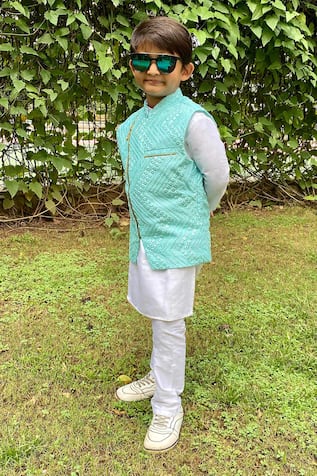 Embroidered Jacket & Kurta Set 