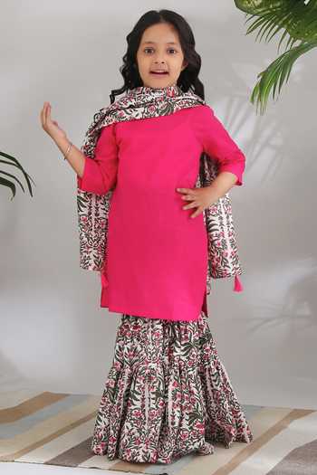 THE COTTON STAPLE Floral Printed Cotton Kurta Set 