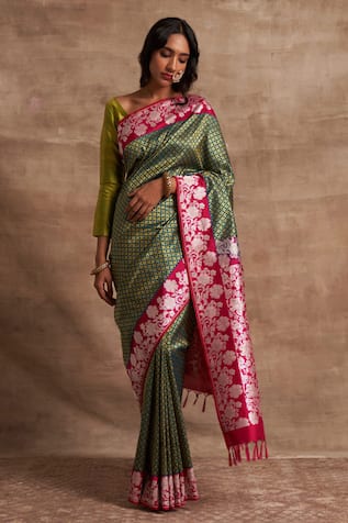 Blue Handloom Sarees: Buy Latest Designs Online | Utsav Fashion