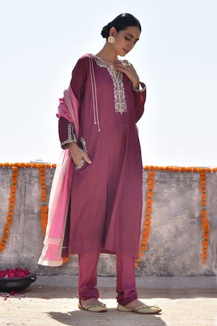 Hand Embroidered Kurta Set For Kids