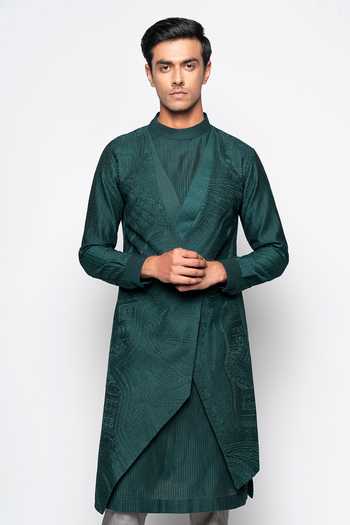 Amaare Layered Kurta & Pant Set 