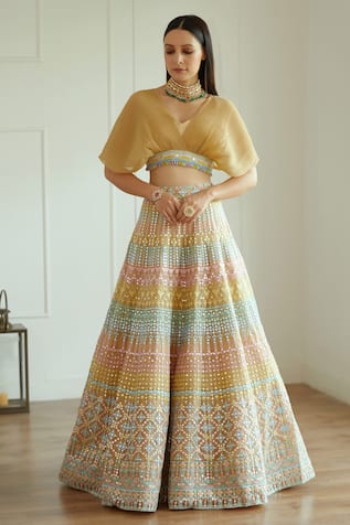 Latest 50 Crop Top and Lehenga Designs (2022) | Lehenga designs, Crop top  lehenga, Designer dresses indian