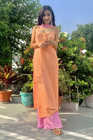 Label Aishwaryrika Chikankari Strappy Kurta & Palazzo Pant Set