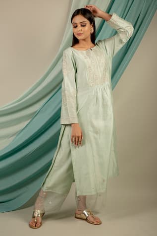 Floral Embroidered Kurta & Pant Set For Kids