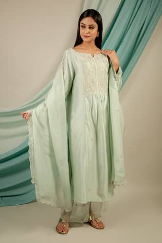 Priya Chaudhary Chanderi Silk Kurta Set 