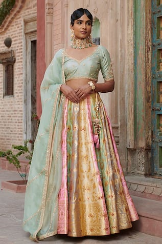 Semi-Stitched Tafeta Silk Wedding Green Lehenga Choli at Rs 7495 in Surat
