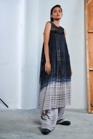 Urvashi Kaur Chanderi Striped Pants