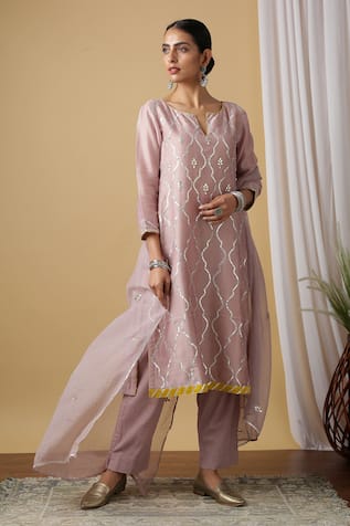 Maison Shefali Embroidered Chanderi Kurta Set 