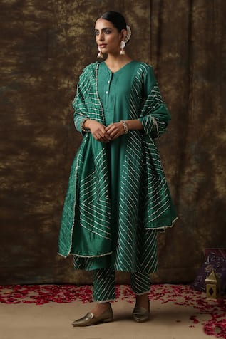 Maison Shefali Embroidered Kurta Set 