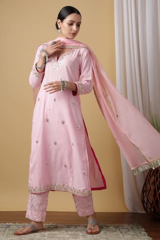 Maison Shefali Embroidered Kurta Set 