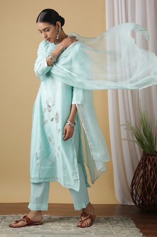 Maison Shefali Embroidered Chanderi Kurta Set 