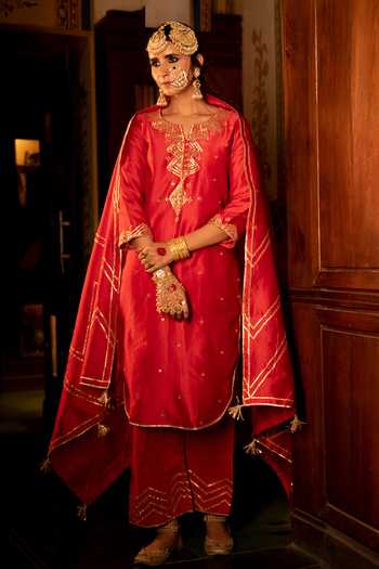 Maison Shefali Gota Work Kurta Set 