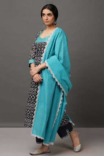 NUHH Ikat Print Kurta Set 
