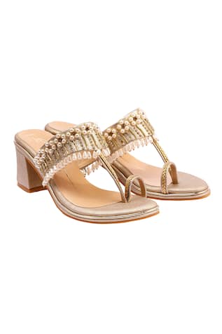 Ladies Fancy Sandals at Best Price in Mumbai | TORAL Collection