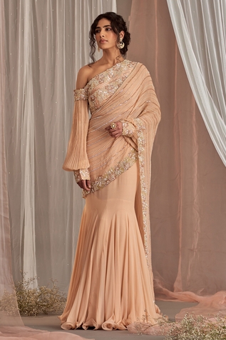 Nidhika Shekhar Mermaid Cut Pre-Draped Saree With Blouse