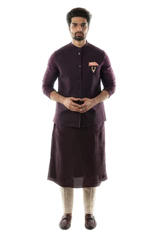 Embroidered Bundi & Kurta Set 