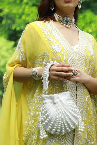 Arabia Clutch With Sling 