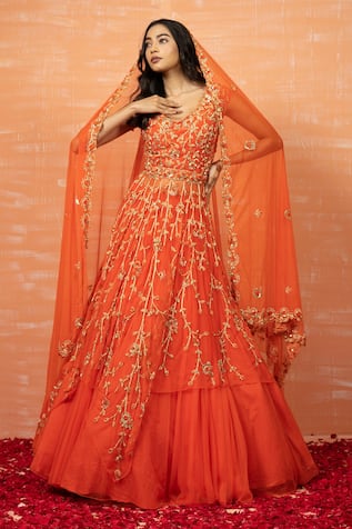 Buy Salwar Suits Online | Choli, Anarkali & Long Lehenga Designs