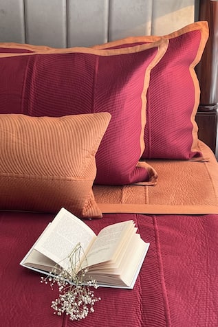 Quilted Reversible Bedspread Set 