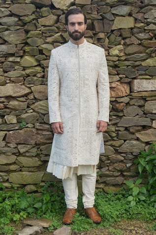Munga Matka Embroidered Sherwani & Kurta Set 
