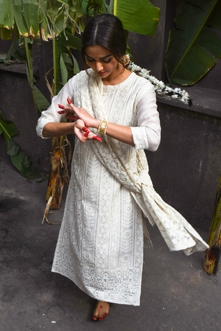KARAJ JAIPUR Chanderi Chikankari Kurta Set