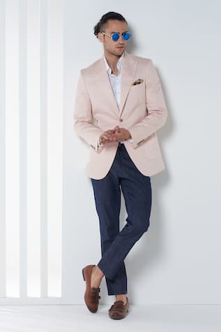 Pink blazer 2024 outfit mens