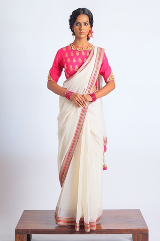 Nikasha Handwoven Kota Doria Saree With Blouse