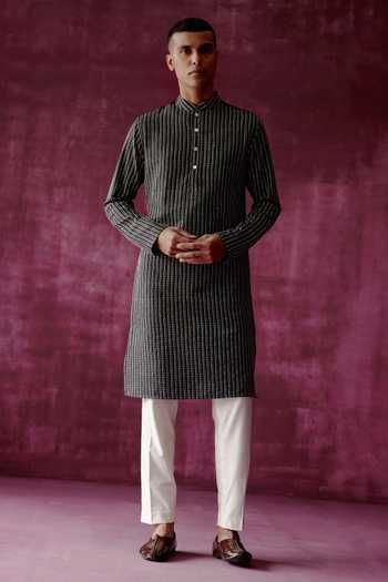 Pouli Pret Silk Thread Embroidered Kurta 