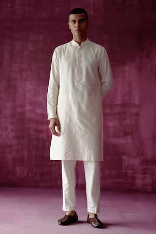 Floral Embroidered Kurta 