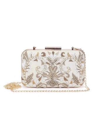 Symmetric Clutch With Sling
