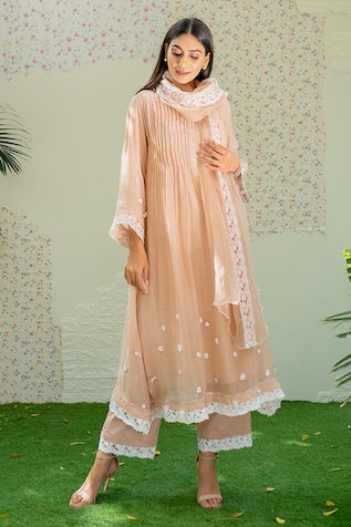Naaz By Noor Floral Embroidered Kurta Set