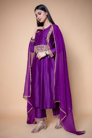 Ikshita Choudhary Chanderi Silk Embroidered Kurta & Pant Set