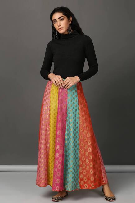 Paisley Motif Skirt