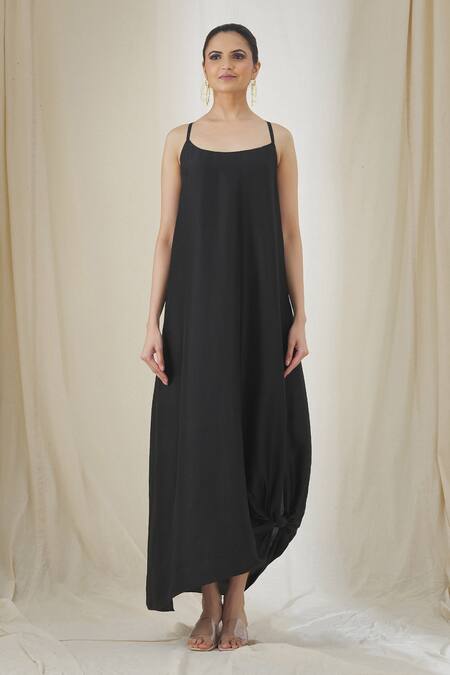 Anamika Khanna_Black Solid Dress With Printed Cape_at_Aza_Fashions