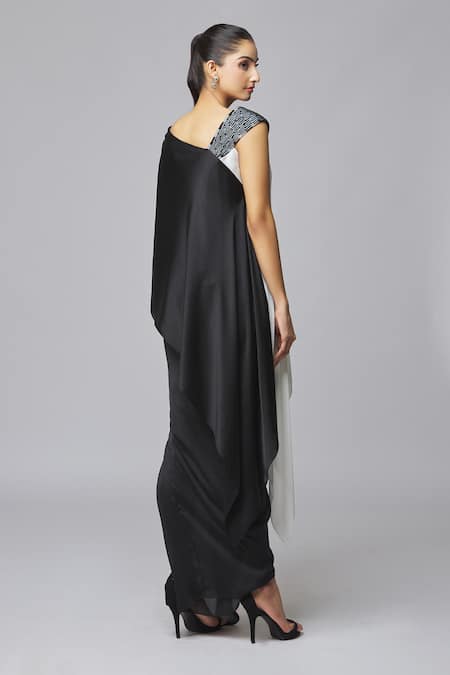 Shop Amit Aggarwal Black Chiffon Asymmetric Colorblock One Shoulder Dress at Aza Fashions Shop_Amit Aggarwal_Black Chiffon Asymmetric Colorblock One Shoulder Dress _at_Aza_Fashions