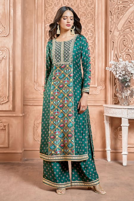 Aariyana Couture_Green Tussar, Chanderi Embroidery, Lace, Tassels Patola Print Kurta Pant Set_at_Aza_Fashions