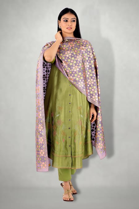 I Am Design Satin Linen Embroidered Kurta Set 