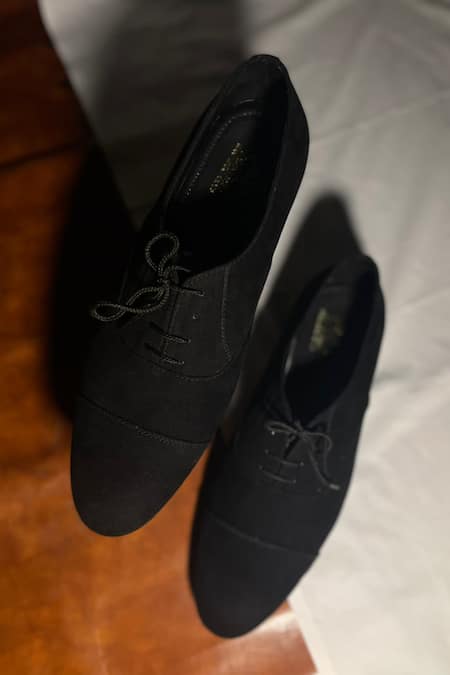 Shop SCHON ZAPATO Black Suede Lace Up Shoes at Aza Fashions Shop_SCHON ZAPATO_Black Suede Lace Up Shoes _at_Aza_Fashions