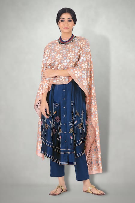 Shop I Am Design Blue Thread Embroidered Kurta With Pant And Dupatta at Aza Fashions Shop_I Am Design_Blue Thread Embroidered Kurta With Pant And Dupatta _at_Aza_Fashions