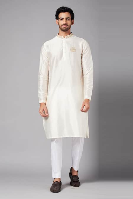 Hilo Design Basik Kurta & Pant Set 