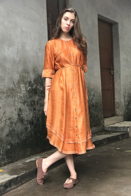 I Am Design_Orange Silk, Satin Linen Round Embellished Kurta And Pant Set _Online_at_Aza_Fashions
